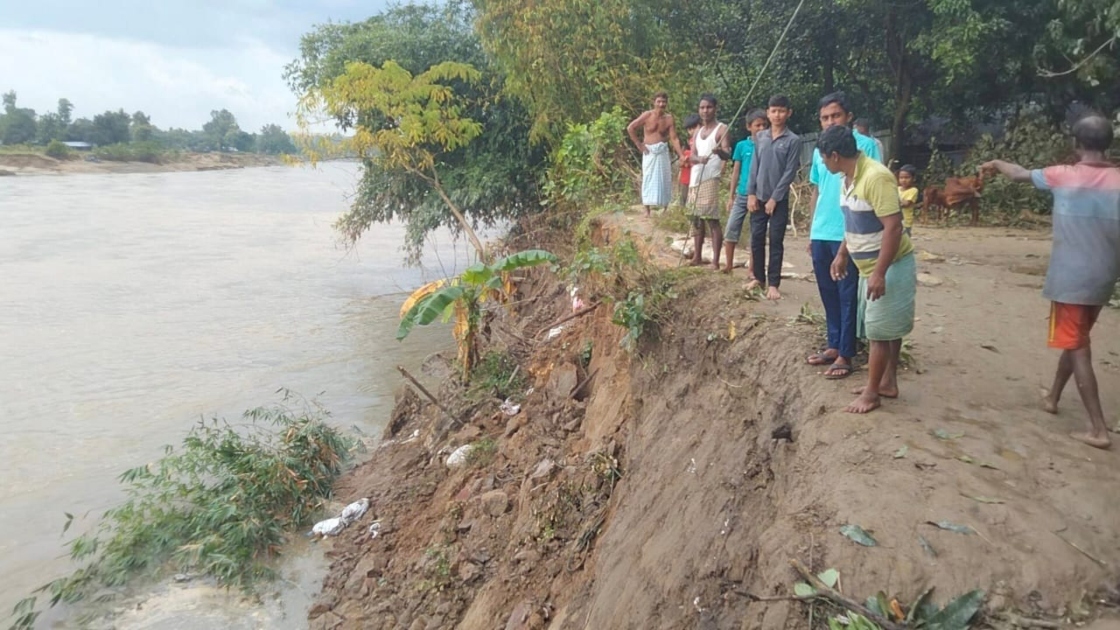 মিরসরাইয়ে প্রকট আকার ধারণ করছে নদী ভাঙন