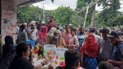 ত্রাণের টাকা ব্যাংকে; জবাব দিলেন হাসনাত