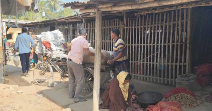 জীবননগর সীমান্ত দিয়ে ভারতে পাচার হচ্ছে রসুন