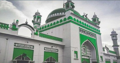 ভারতে মসজিদ-মন্দির বিতর্কে স্থানীয় আদালতের জরিপের নির্দেশ স্থগিত করলো সুপ্রিম কোর্ট