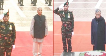 বুদ্ধিজীবী স্মৃতিসৌধে রাষ্ট্রপতি-প্রধান উপদেষ্টার শ্রদ্ধা নিবেদন