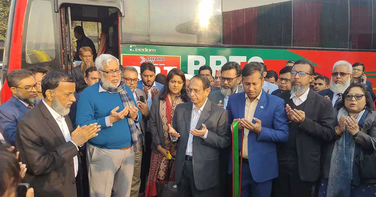 গাজীপুরে ১০ বাস নিয়ে বিআরটির যাত্রা শুরু