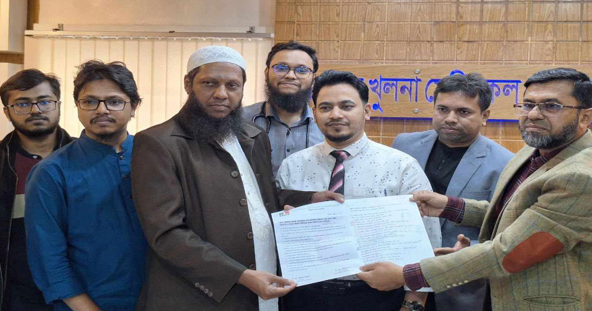 খুমেক হাসপাতালে স্বাস্থ্যসেবা নিশ্চিত করতে ১২ দফা দাবি