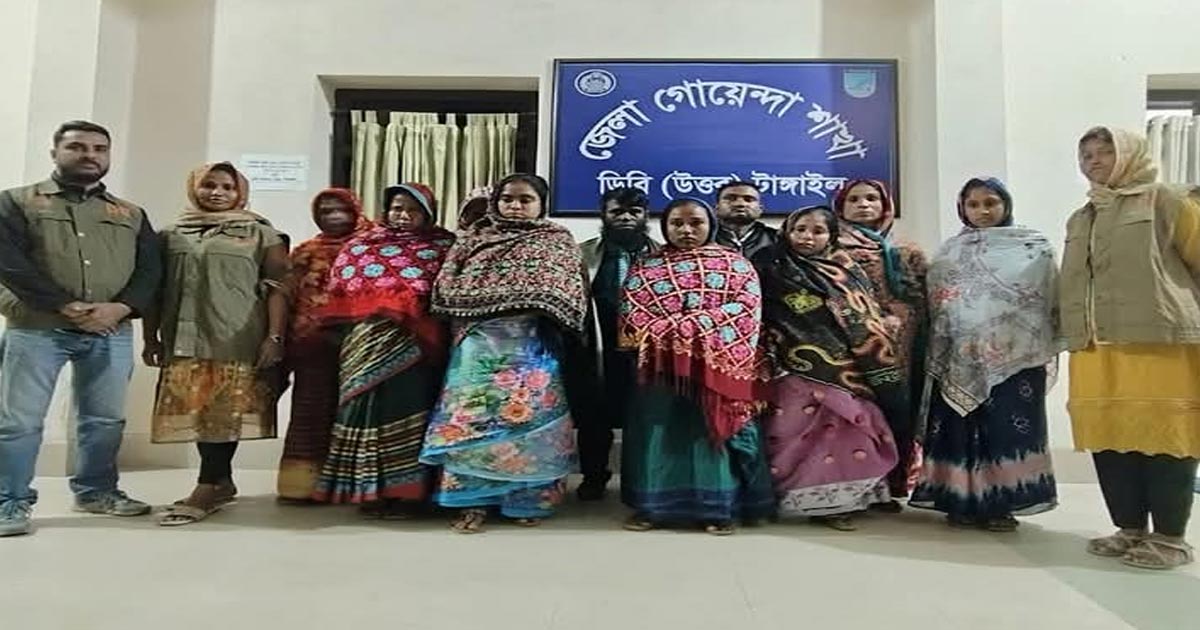 টাংগাইলে ৮ নারীসহ আন্তঃজেলা ডাকাত চক্রের ১০ সদস্য গ্রেফতার