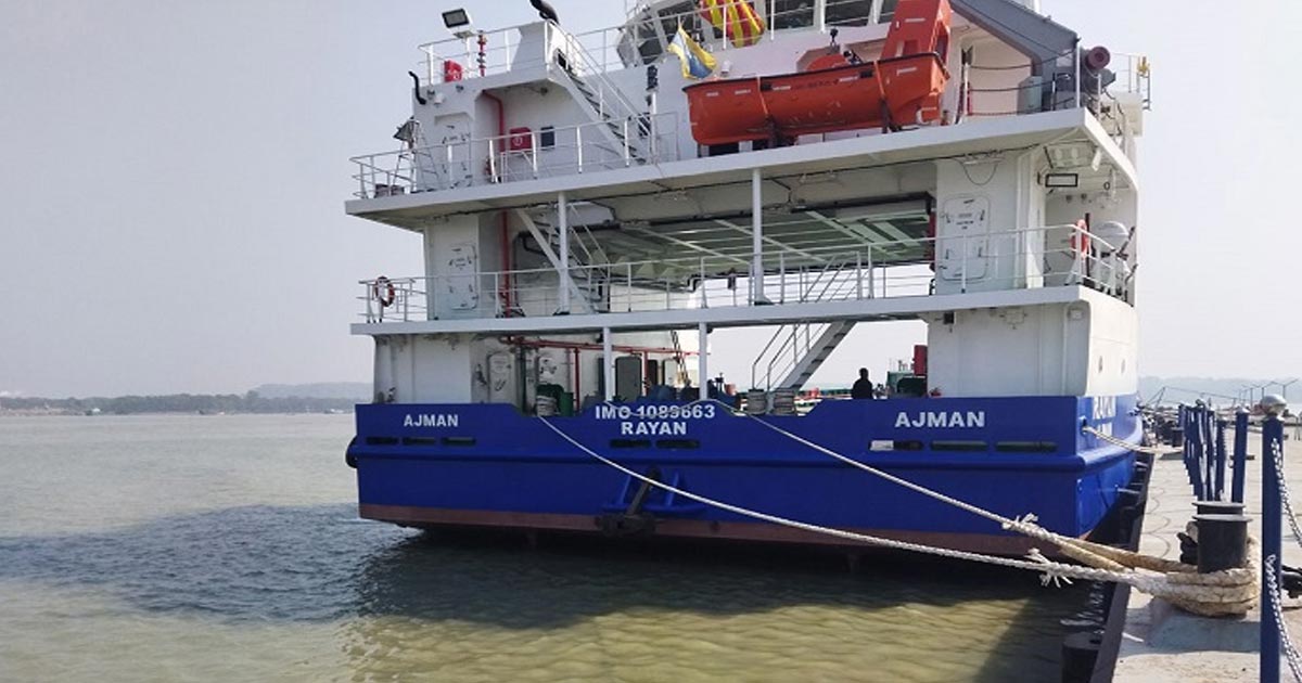 বাংলাদেশ থেকে ফের জাহাজ আমদানি শুরু করেছে আরব আমিরাত