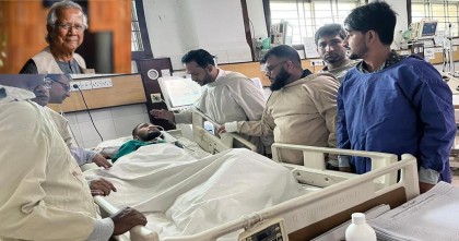 নতুন বছরের শুরুর দিনেই জুলাই বিপ্লবে আহতদের স্বাস্থ্যকার্ড দেবেন প্রধান উপদেষ্টা