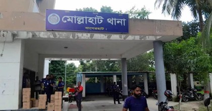 অবশেষে বাগেরহাটে শিক্ষার্থীদের গাড়ী বহরে হামলার ঘটনায় মামলা, গ্রেফতার ৫