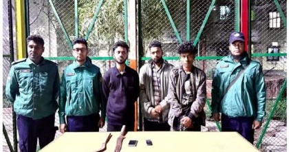 সেনাবাহিনীর অভিযানে ঢাকায় ১৯ চাঁদাবাজ-ছিনতাইকারী গ্রেফতার