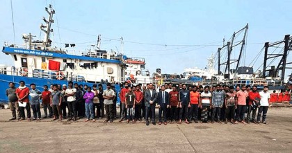 দেশে ফিরেছেন ভারত থেকে মুক্তি পাওয়া ৯০ জেলে-নাবিক