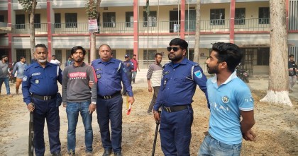 হরিরামপুরে বিশৃঙ্খলার অভিযোগে ছাত্রলীগের ২ নেতা আটক