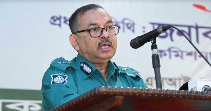 সংকট কাটিয়ে উঠতে চেষ্টা করে যাচ্ছি: ডিএমপি কমিশনার