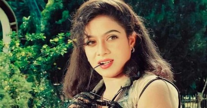 শাবনূরের স্ট্যাটাসে নতুন ইঙ্গিত!