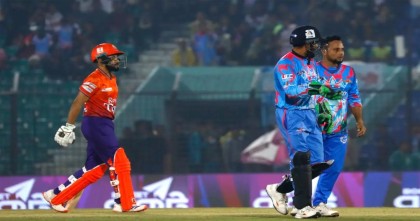চিটাগং কিংসের কাছে ধরাশায়ী দুর্বার রাজশাহী
