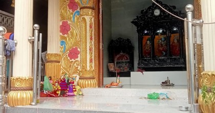 মানিকগঞ্জে রাধারমণ জিউর মন্দিরে চুরি