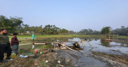 ফসলি জমি থেকে বালু তোলায় লাখ টাকা জরিমানা