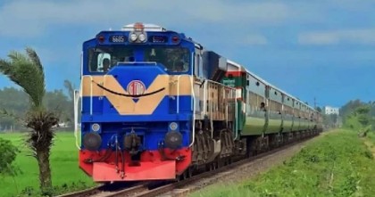 মধ্যরাত থেকে ট্রেন না চালানোর ঘোষণা রেলের রানিং স্টাফদের