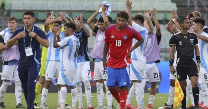দারুন জয় দিয়ে শুরু আর্জেন্টিনার শিরোপার যাত্রা