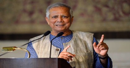 হাসিনার উসকানিমূলক বক্তব্যের বহিঃপ্রকাশ ৩২ নম্বরে ভাঙচুর : ড. মুহাম্মদ ইউনূস