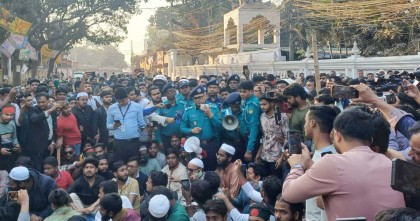 গাজীপুরে শিক্ষার্থীদের ওপর হামলার ঘটনায় ওসিকে বরখাস্তের ঘোষণা, গ্রেফতার ১৬