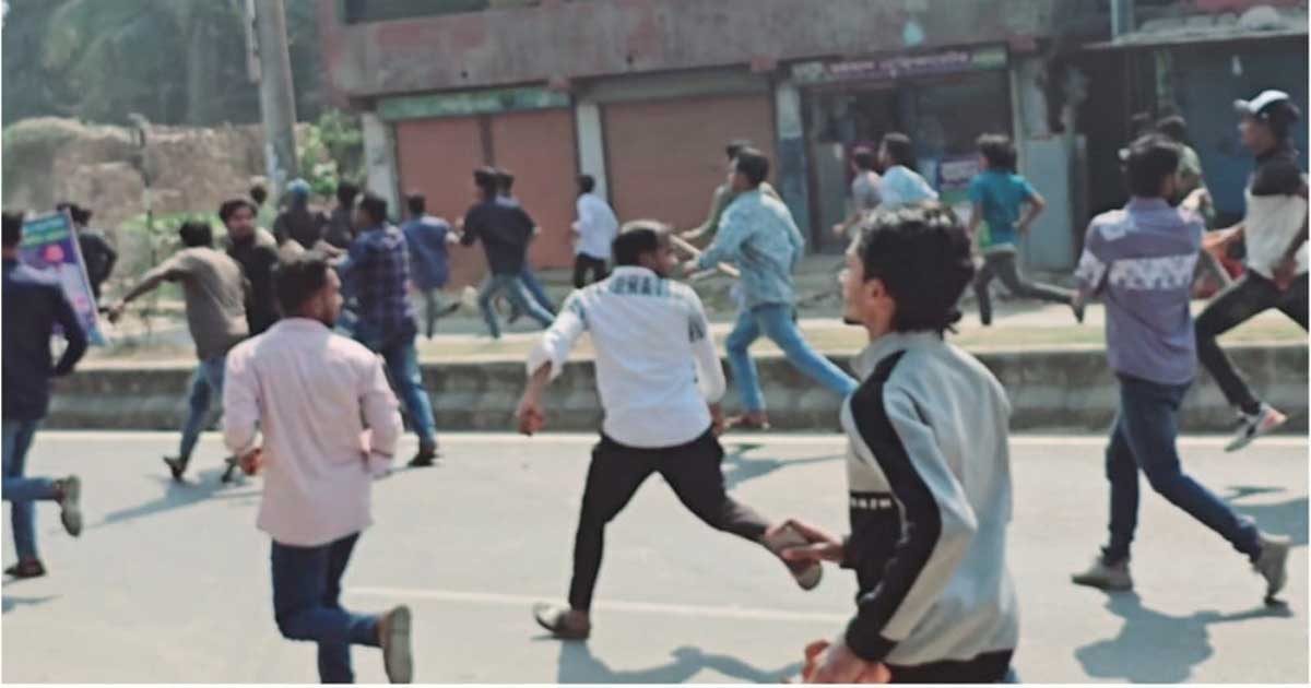 ফেনীতে ছাত্রদলের দুই গ্রুপের সংঘর্ষে আহত ২০ 

