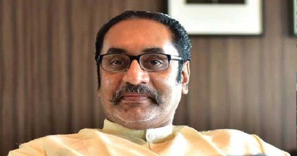 ফ্রান্সে মামলা করলেন পিনাকী ভট্টাচার্য