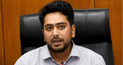 সরকারি চাকরিতে জুলাই শহীদ পরিবারের জন্য আলাদা 'কোটা' দেয়া হচ্ছে না: উপদেষ্টা নাহিদ 