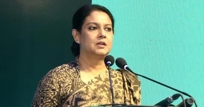 পোশাক শিল্প থেকে 'সস্তা শ্রম' শব্দটি মুছে ফেলার আহ্বান পরিবেশ উপদেষ্টার