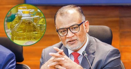 তেলের সংকট ১০ দিনের মধ্যে কেটে যাবে: বাণিজ্য উপদেষ্টা