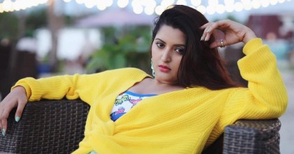 ভালবাসা দিবসে যা লিখলেন পরীমনি