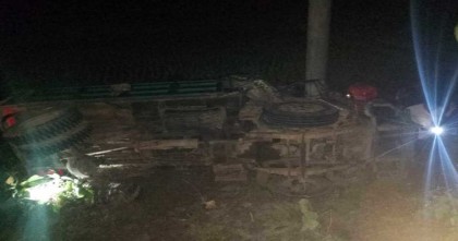 চকরিয়ায় তিন গাড়ির ত্রিমুখী সংঘর্ষে ডাম্পার চালক নিহত  