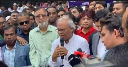 জামায়াত যখনই সুযোগ পেয়েছে বিএনপিকে ছুরিকাঘাত করতে চেষ্টা করেছে: রিজভী