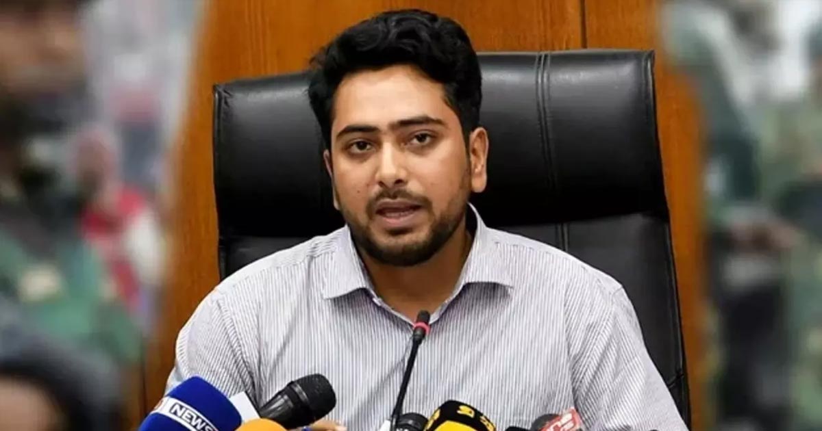 সরকারে থাকার চেয়ে রাজপথে থাকা বেশি প্রয়োজন: নাহিদ