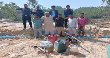 অ‌বৈধ বালু উ‌ত্তোল‌নের দা‌য়ে ৫ বালু ব্যবসায়ীকে কারাদণ্ড  