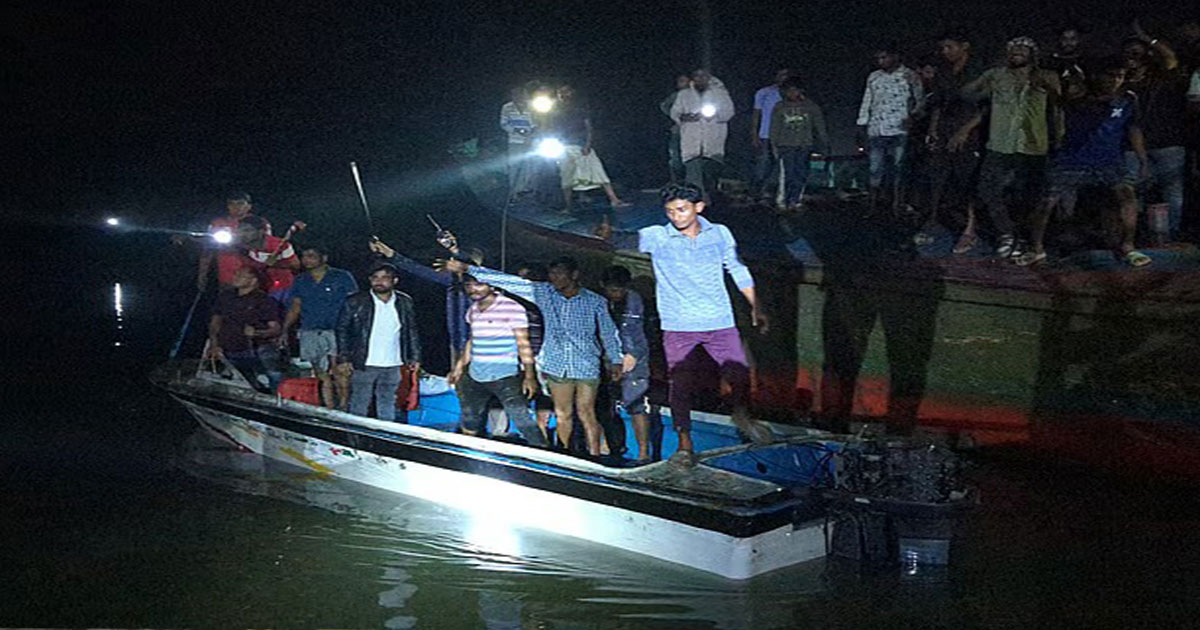 মাদারীপুরে ডাকাতের গুলিতে আহত ৮, গণপিটুনিতে ২ ডাকাত নিহত
