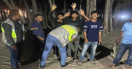 কক্সবাজার সমুদ্র সৈকতে নিরাপত্তা জোরদারে আস্থা ফিরছে পর্যটকদের