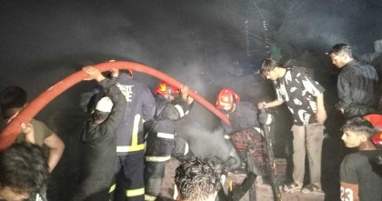 রাজধানীর সাততলা বস্তিতে লাগা আগুন নিয়ন্ত্রণে  