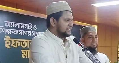 রাষ্ট্র এখনো পরিপূর্ণ স্বাধীন হয়নি: তথ্য উপদেষ্টা 