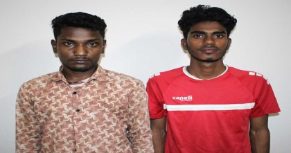 সিরাজগঞ্জে মাদক পাচারকালে দুই যুবক গ্রেফতার