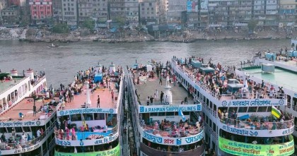 ঈদযাত্রায় নিরাপত্তা নিশ্চিতে প্রতিটি লঞ্চে থাকবেন ৪ জন আনসার সদস্য   