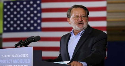 ঢাকায় আসছেন মার্কিন সিনেটর চার্লস পিটার্স