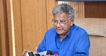 ঈদযাত্রায় নৌযানে অতিরিক্ত ভাড়া নিলে কঠোর শাস্তি : নৌ উপদেষ্টা