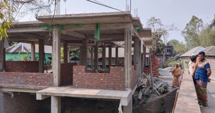 বাংলা এডিশনে সংবাদ প্রকাশের পর নির্মানাধীন সেই ভবনটি উচ্ছেদের সিদ্ধান্ত নিয়েছেন প্রশাসন