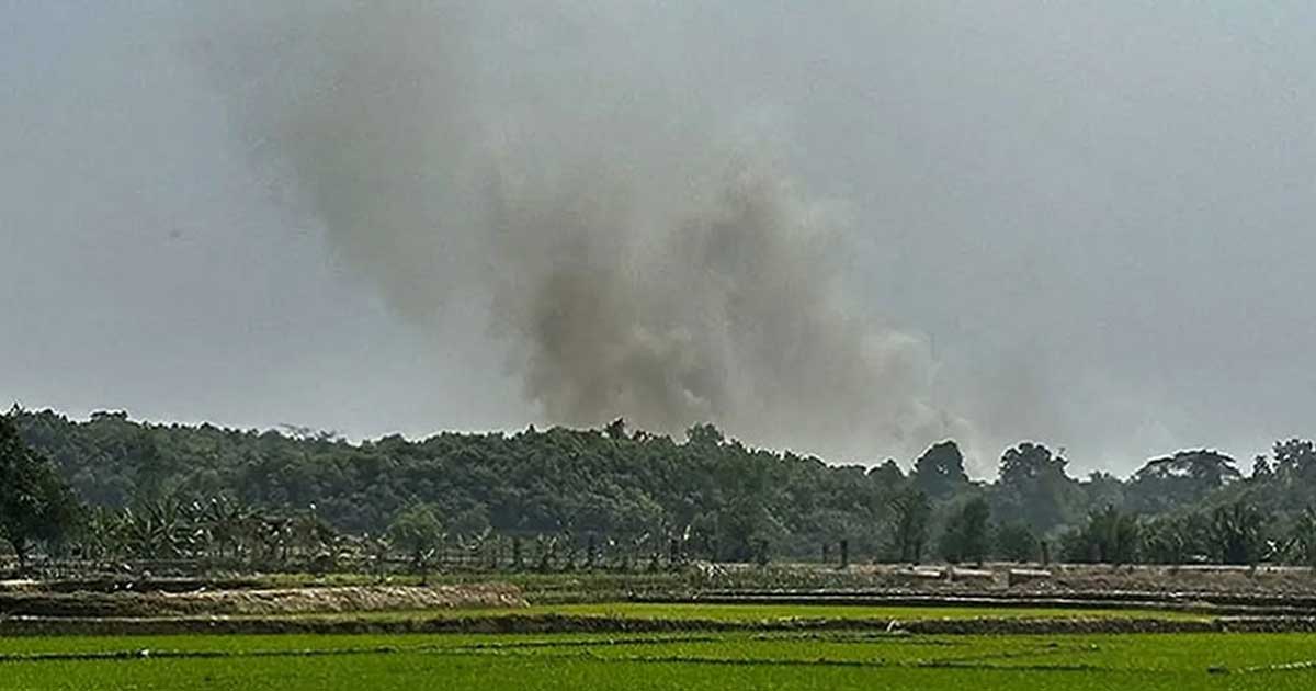 ১৭ দিন পর আবারো বিস্ফোরণের বিকট শব্দে কেঁপে উঠলো টেকনাফ সীমান্ত  