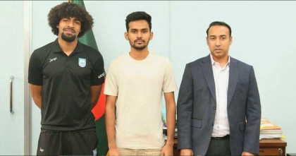 সিন্ডিকেট নিয়ে বাফুফেকে কড়া হুঁশিয়ারি ক্রীড়া উপদেষ্টার