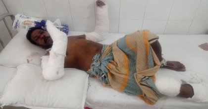 সিংগাইরে পূর্ব শত্রুতার জেরে প্রতিপক্ষের হামলা, আহত ৪