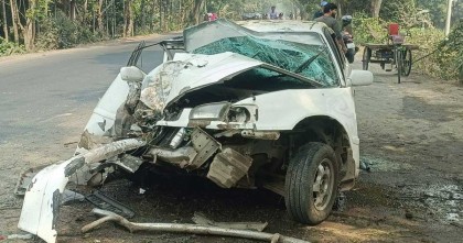 নাটোরে সড়ক দুর্ঘটনায় বাবা-মেয়ে নিহত