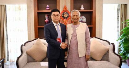 বাংলাদেশে কারখানা স্থানান্তরে সহায়তা দেবে চীনা এক্সিম ব্যাংক