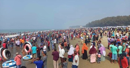 প্রাণ চাঞ্চল্য ফিরছে পর্যটন নগরী কক্সবাজারে
