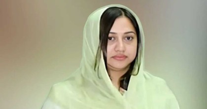 দেশে ফিরলেন কোকোর স্ত্রী শর্মিলা রহমান