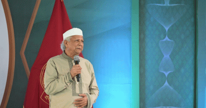 ঈদের বাণী হচ্ছে নিজেদের মধ্যে সমঝোতা: প্রধান উপদেষ্টা